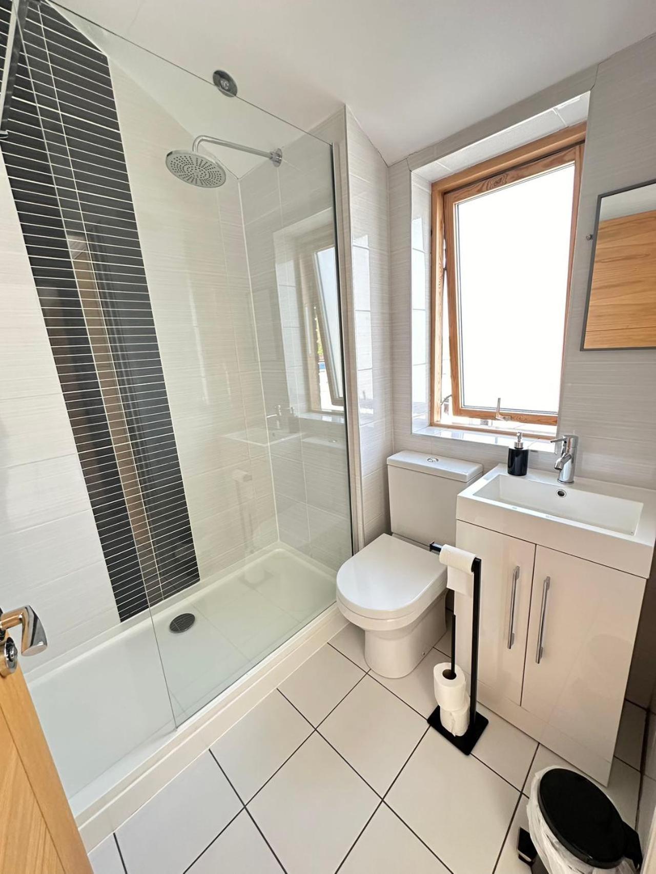 Spacious 4Br 4Ba Gated Townhouse With Balconies, Central Jq Μπέρμιγχαμ Εξωτερικό φωτογραφία