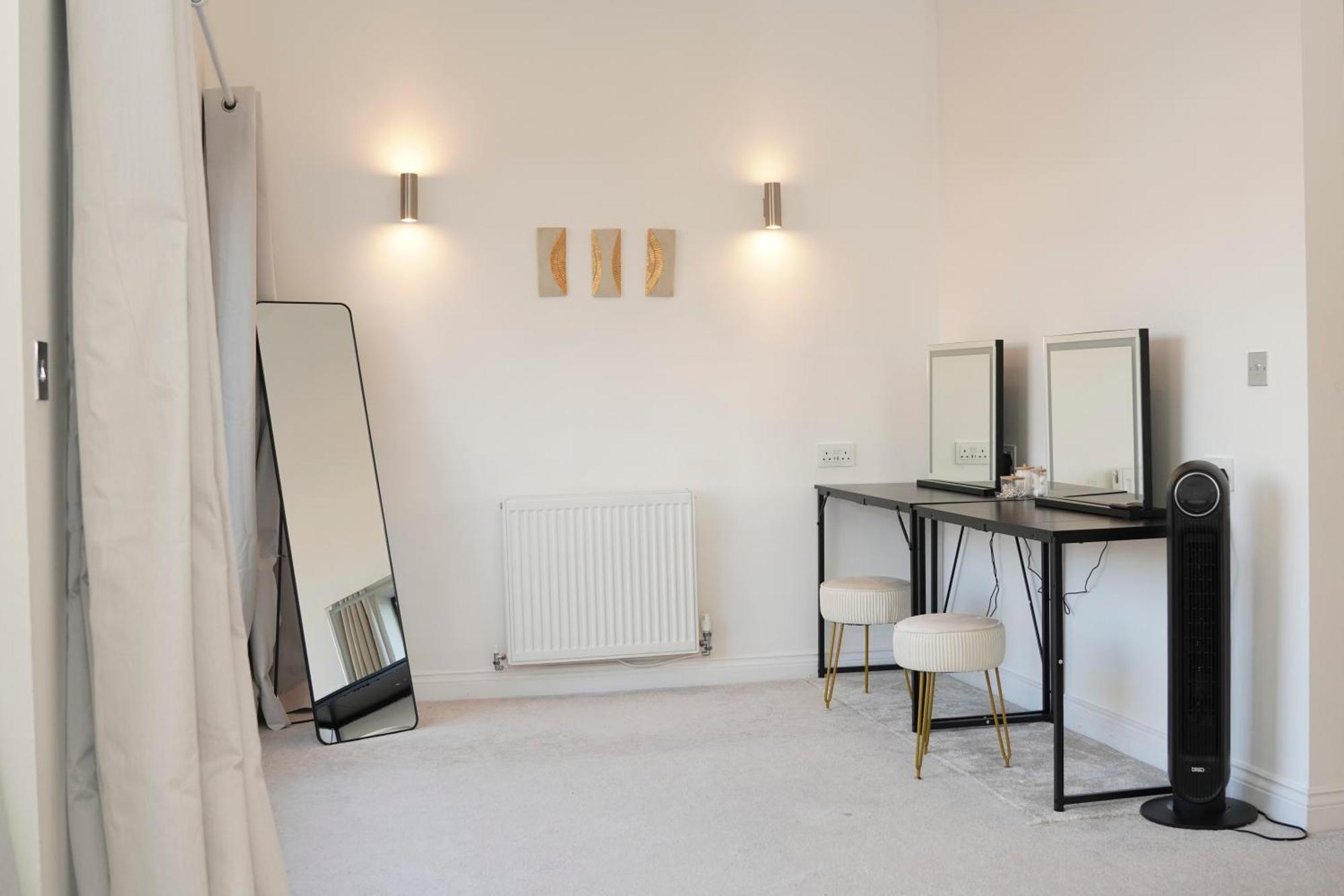 Spacious 4Br 4Ba Gated Townhouse With Balconies, Central Jq Μπέρμιγχαμ Εξωτερικό φωτογραφία
